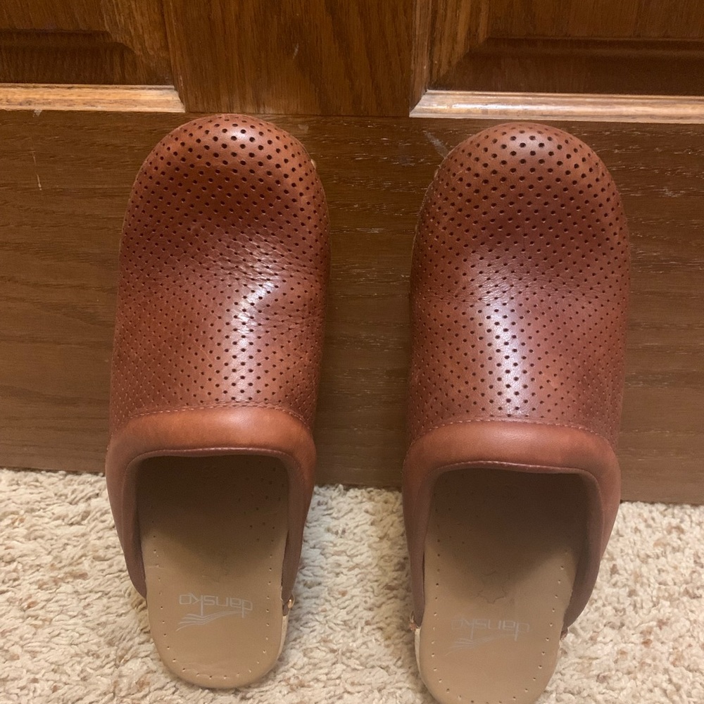 Dansko rare cognac leather clogs